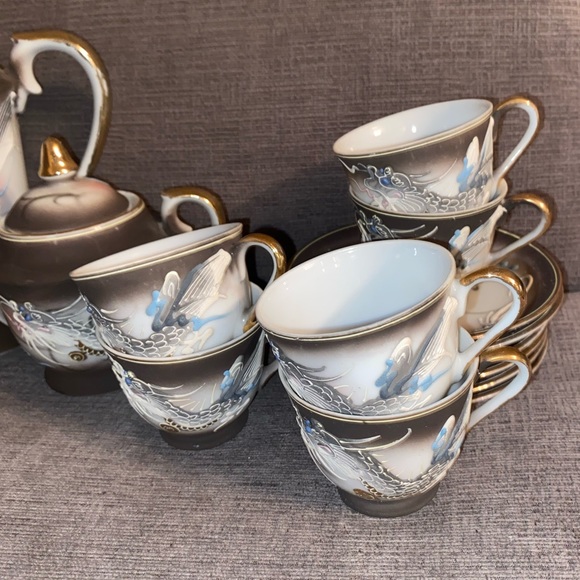 Vintage Japanese Moriage Dragonware 15pc Tea Set - Made in Japan﻿ - Picture 4 of 13